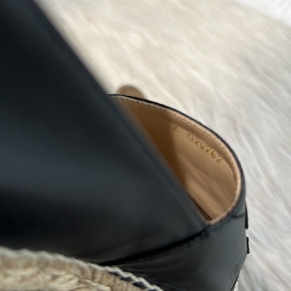 Chanel leather espadrilles 💯Authentic. - Picture 3 of 14